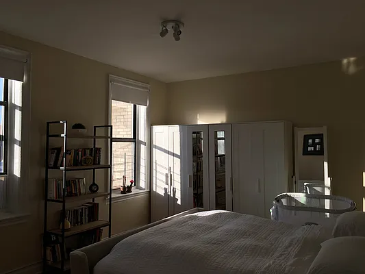 Rented by Lang Realty LLC | media 34