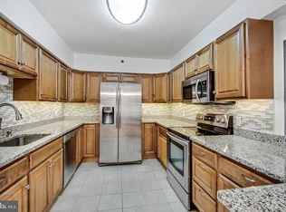 5505 Seminary Rd APT 803N, Falls Church, VA 22041