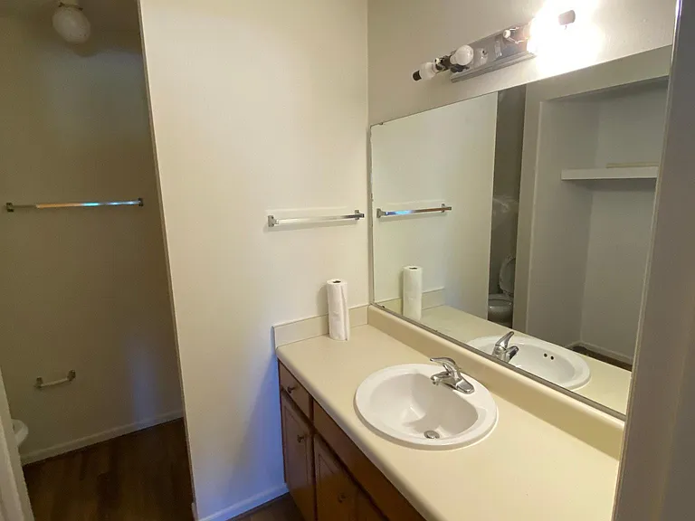 107 Carson Dr — Photo 8