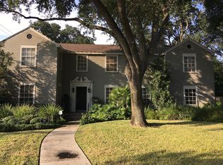 401 Ridgemont Ave, Terrell Hills, TX 78209