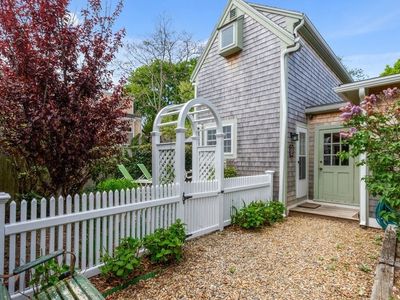 48 Pleasant St #3, Provincetown, MA, 02657