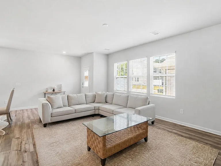15764 Country House St — Photo 16