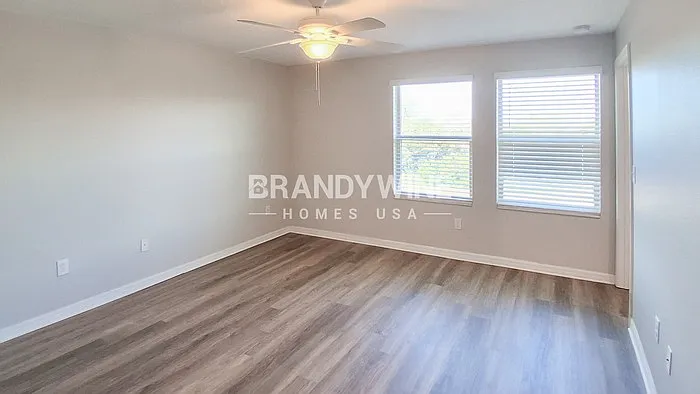 5719 Mercado Dr — Photo 18