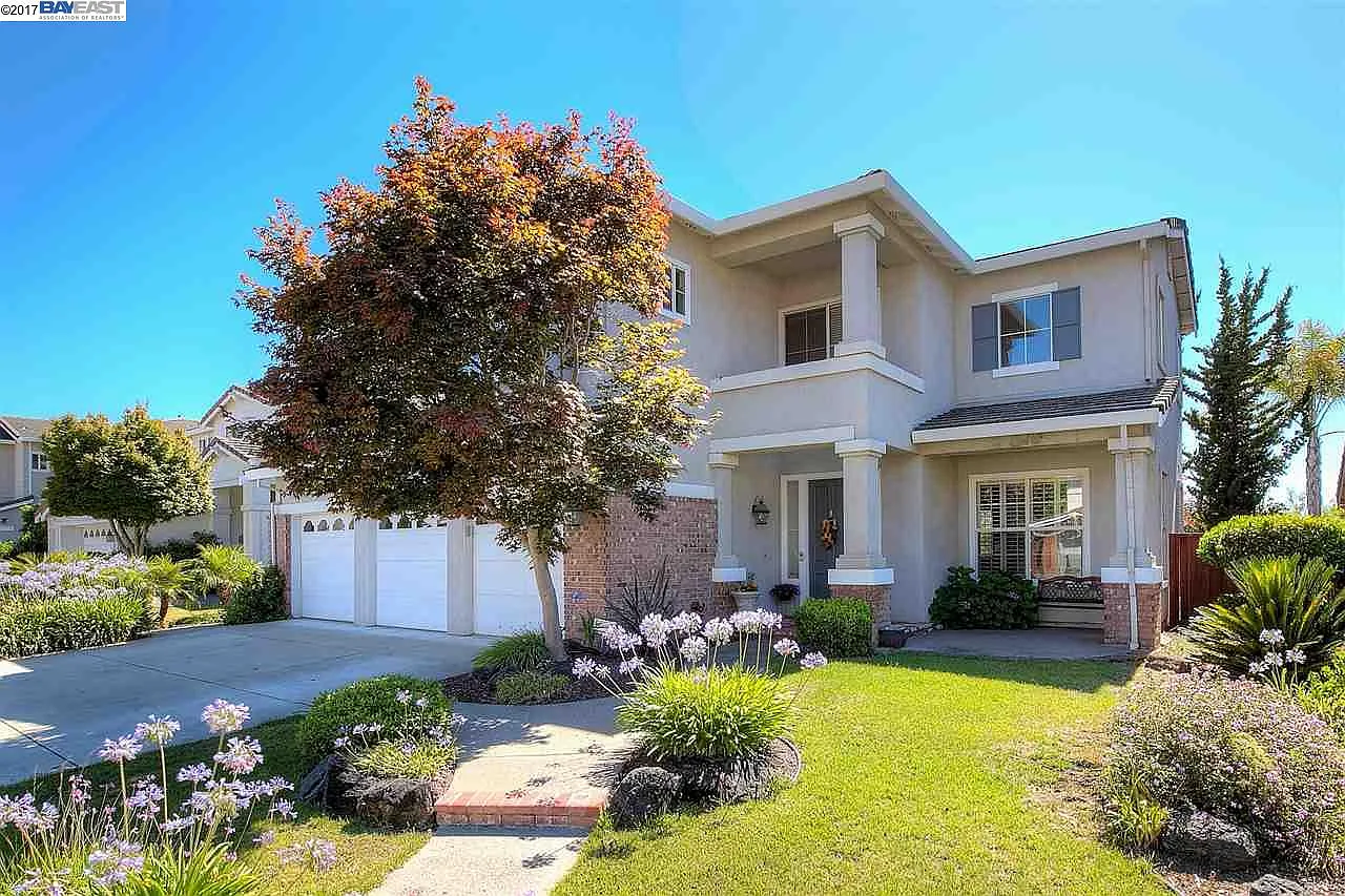 25179 Century Oaks Cir photo 1