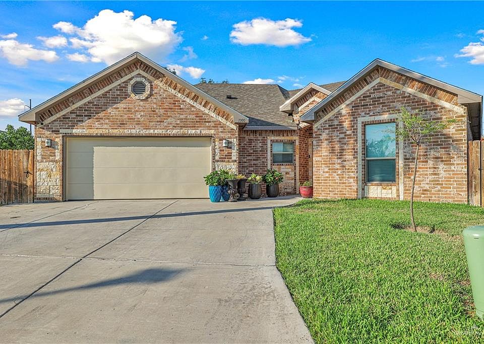 1st image of 1900 Circle Lake Dr