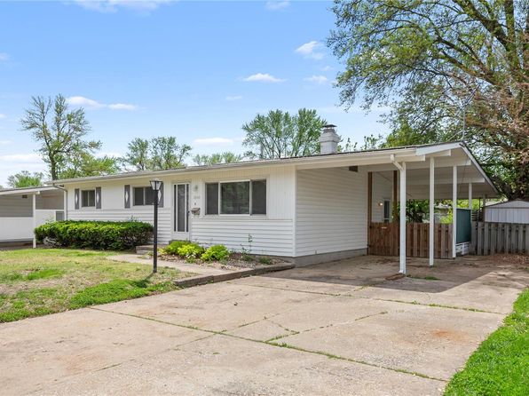 2340 Flamingo Dr, Florissant, MO 63031