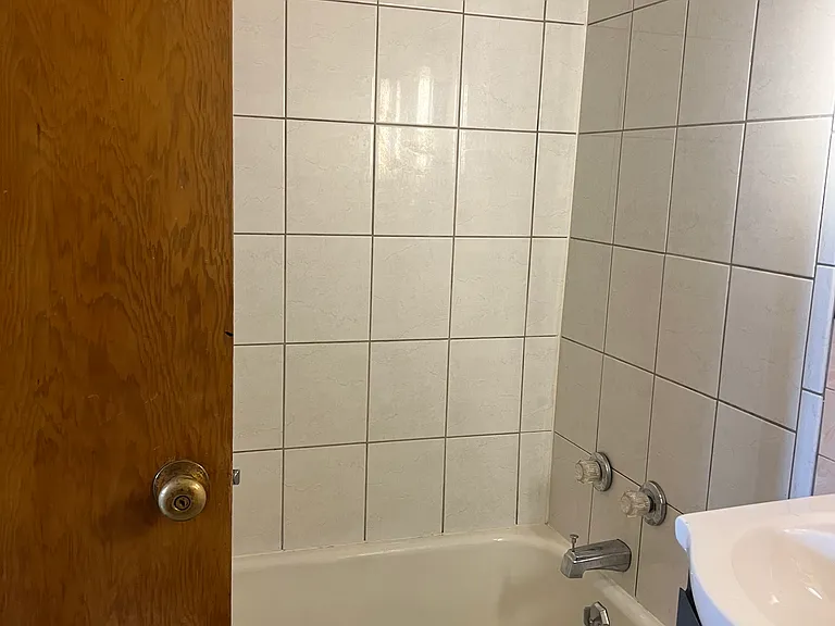 390 Pierce St N #4 — Photo 5