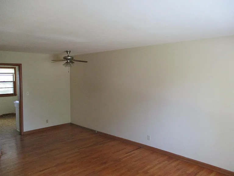 2020 E Page St — Photo 4