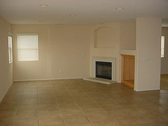 4th image of 2825 E Avenue S12