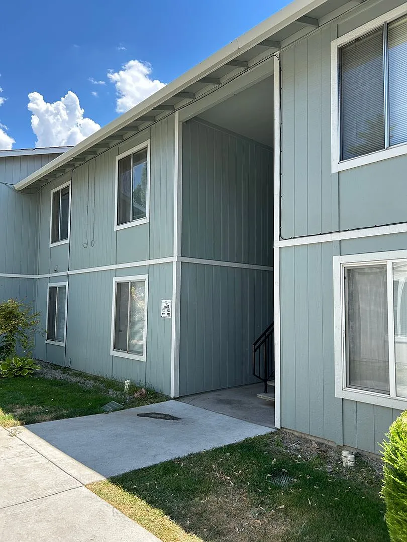 400 S Saliman Rd APT 132 photo 1