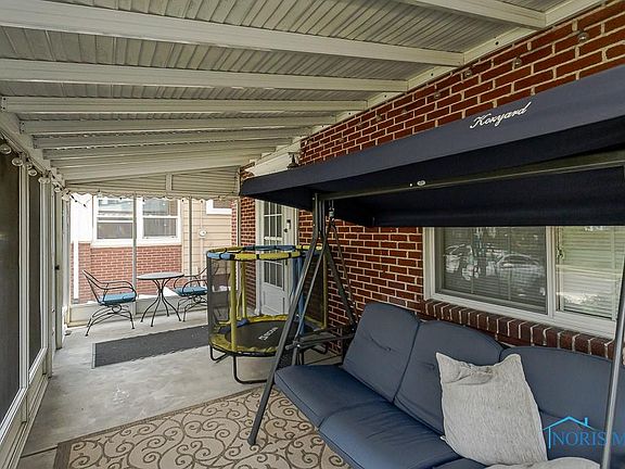 4th image of 4423 Belmar Ave