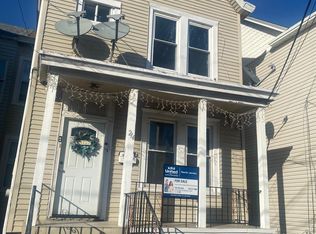 214 Broad St FLOOR 2, Perth Amboy, NJ 08861