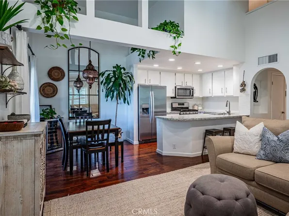 24361 Conejo APT 8, Laguna Hills, CA 92656