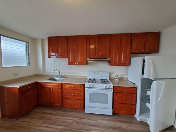 3121 Herbert St #101