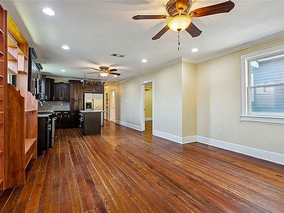 3rd image of 1435 Gallier St
