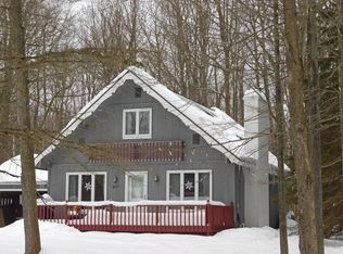 807 Michaywe Dr, Gaylord, MI 49735