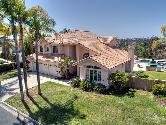 4th image of 1567 Greenridge Dr