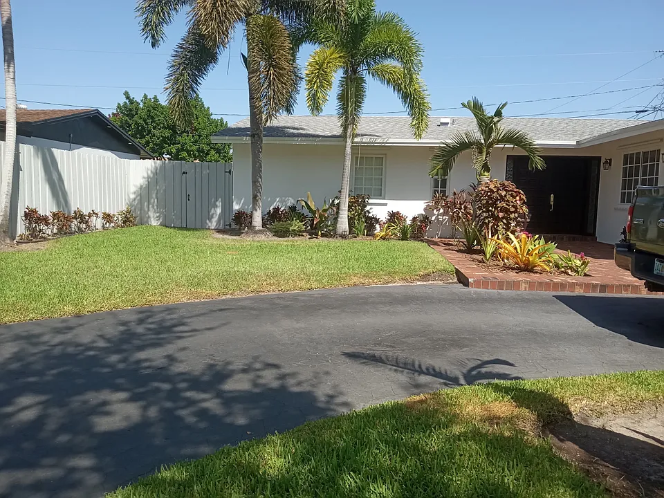 19610 Sterling Dr
