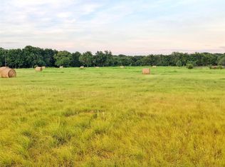 1037 Blackmon Rd, Van Alstyne, TX 75495