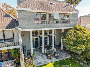 16355 Wimbledon Ln, Huntington Beach, CA 92649