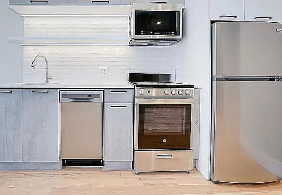 3rd image of 13 Jefferson St #3B