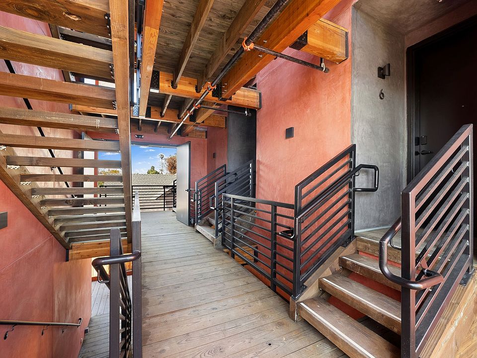 1st image of 4384 Hamilton St #16