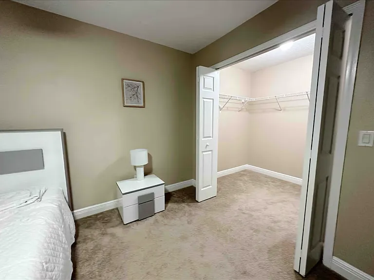 811 Assembly Ct — Photo 7