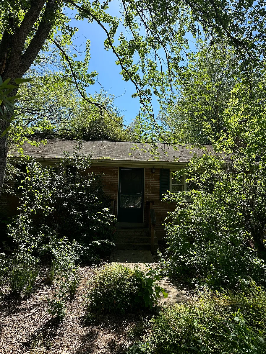 Building Photo - 8033 Devlin Rd