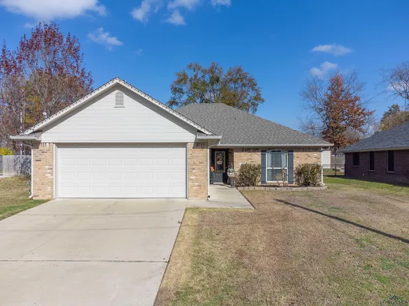 111 W Reynolds St, White Oak, TX 75693