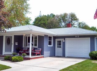 912 Grognet St, Green Bay, WI 54302