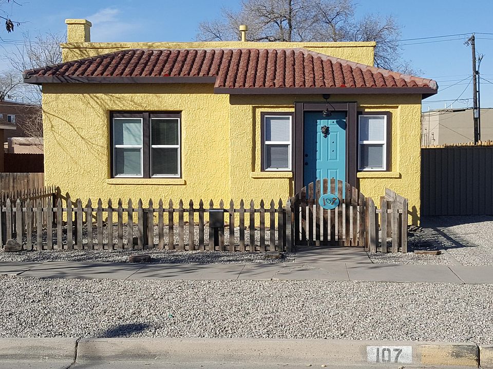1st image of 107 Princeton Dr SE