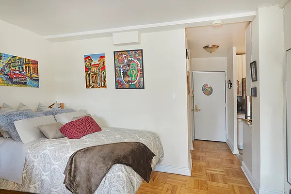 Sold by Brown Harris Stevens | media 3