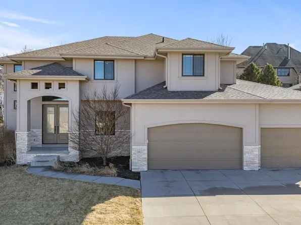 19613 Decatur St, Elkhorn, NE 68022