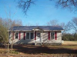 113 S Franklin St, Adairsville, GA
