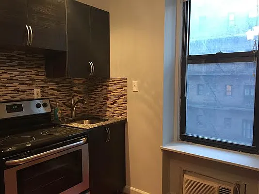 Rented by Mason Group LLC | media 18