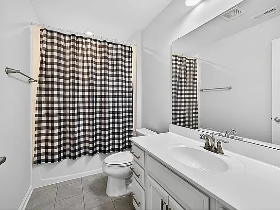 201 Devon Fields Dr — Photo 21