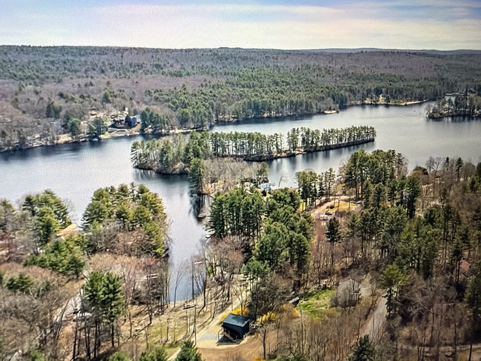2nd image of 10 Indian Run Drive