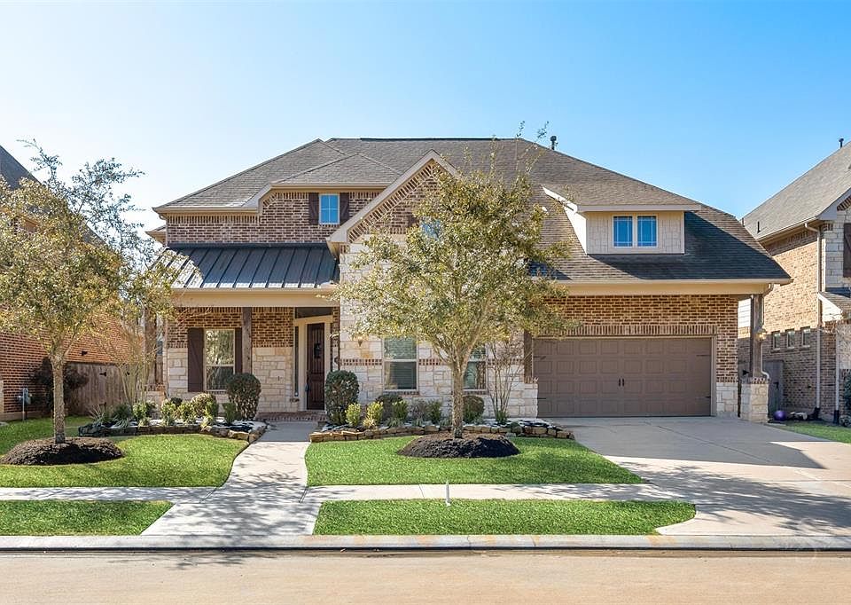 1st image of 28519 Hunters Shore Dr