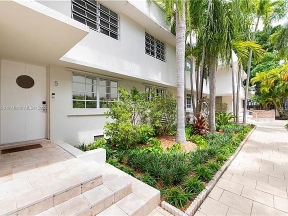 3rd image of 1605 Lenox Ave #16055
