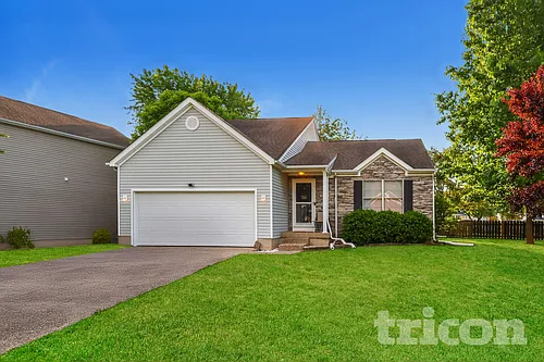 9707 River Trail Dr Photo 1