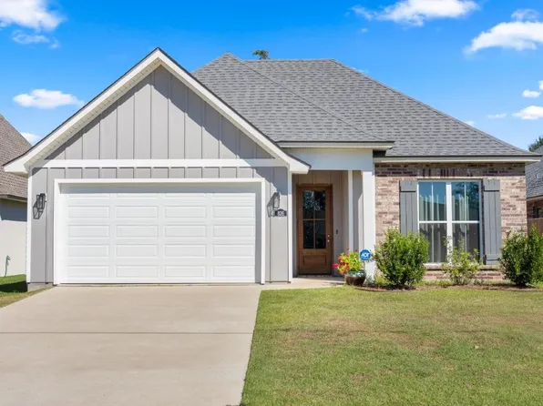 836 Treasure Ln, Lake Charles, LA 70605
