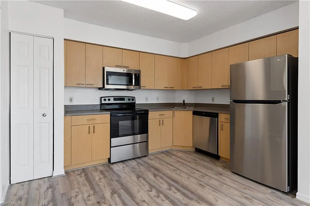 1 bed, 1.0 bath, 602 sqft, $1,575 — Photo 1