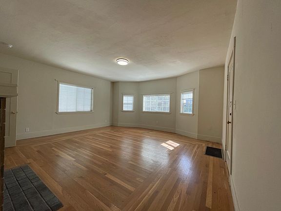 Living room for Unit 1 (3-bed-rooms)