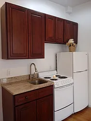 Rented by Willie Kathryn Suggs, LREB