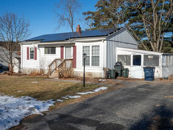 64 Watson Street, Nashua, NH 03064