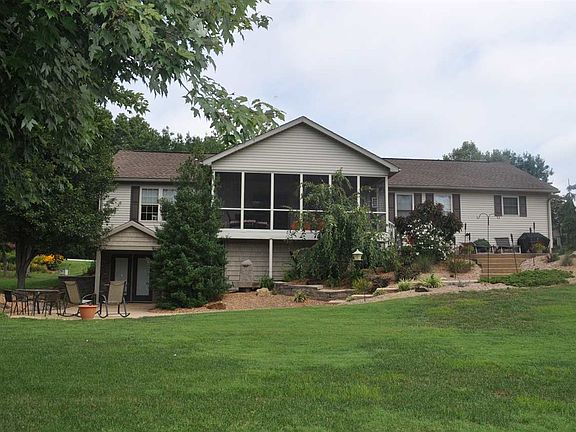 3rd image of 1053 S Snow Ball Ln