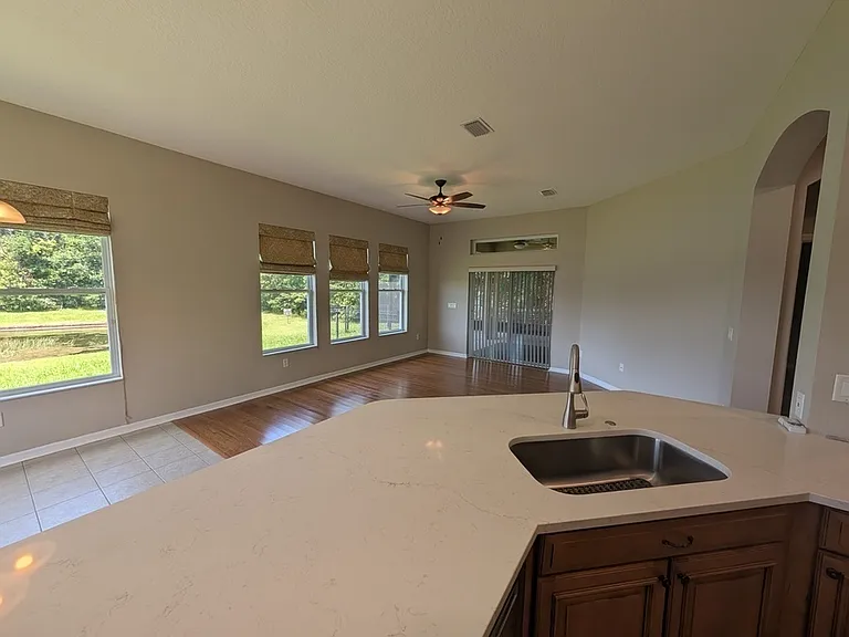 7730 Crescent Palm Dr — Photo 15
