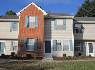 3313 Clover Meadows Dr, Chesapeake, VA 23321