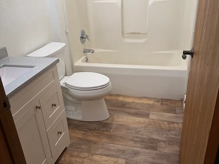 2830 Willow Dr — Photo 11