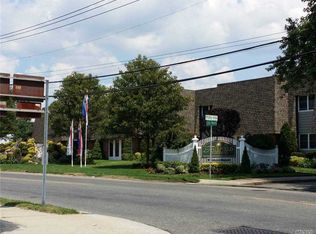 475 Little East Neck Rd #L455, West Babylon, NY 11704